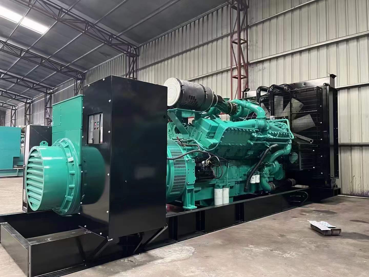 湄潭如何降低 800kW 柴油发电机输出电流的波动？